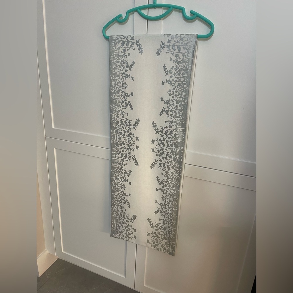 Mario Lorenz Gray and White Floral Island/table Runner